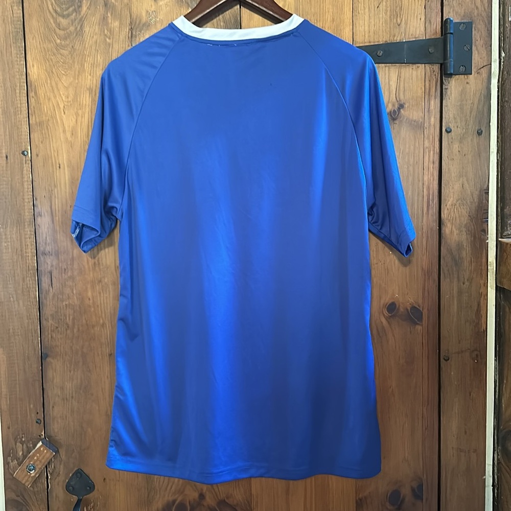 Men’s tee - Picture 2 of 4